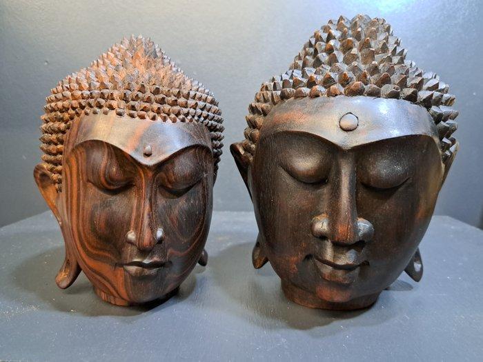 Twee houten Boeddha hoofden - Beeld - Azië (Zonder, Antiek en Kunst, Kunst | Niet-Westerse kunst