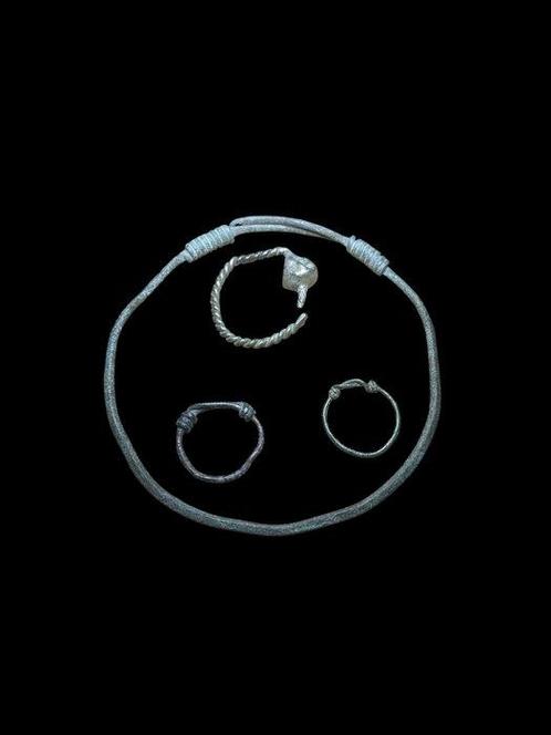 Viking periode Brons Armband, vingerring, oorbel, Antiek en Kunst, Antiek | Overige Antiek