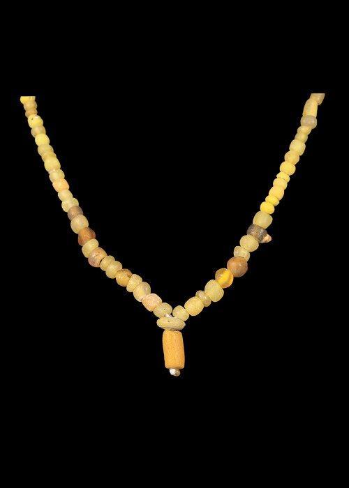 Romain antique Verre jaune Collier de perles (Sans Prix de, Antiquités & Art, Antiquités | Autres Antiquités