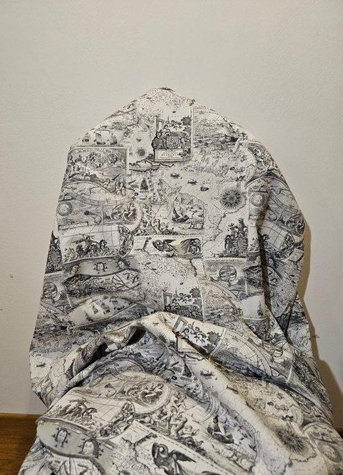 Tissu majestueux « Royaume de lHispanie » - Édition limitée, Antiek en Kunst, Antiek | Tapijten, Tafelkleden en Textiel