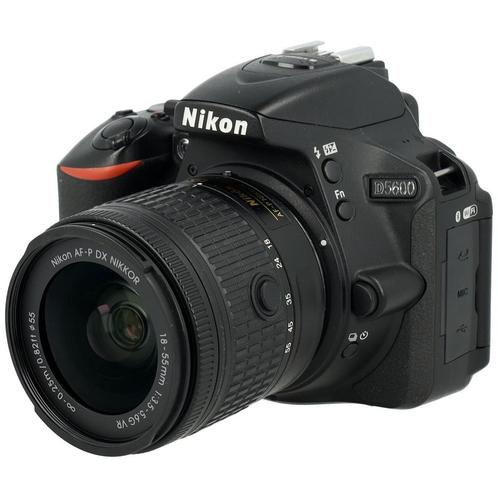 Nikon D5600 + AF-P 18-55mm F/3.5-5.6G DX VR | Tweedehands, Audio, Tv en Foto, Foto | Lenzen en Objectieven, Zo goed als nieuw