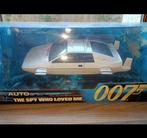 Autoart  - Speelgoedauto Lotus U-Boot (007 The spy who loved, Hobby en Vrije tijd, Nieuw