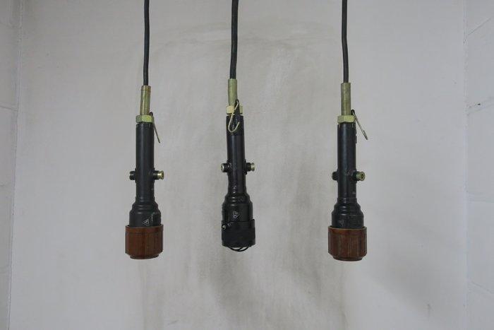 Lampe - Acier, Bakélite - Lumières militaires, Antiquités & Art, Antiquités | Assiettes décoratives & Carrelages