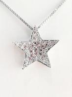 Ketting met hanger - 18 karaat Witgoud - 0.90ct. tw. Saffier