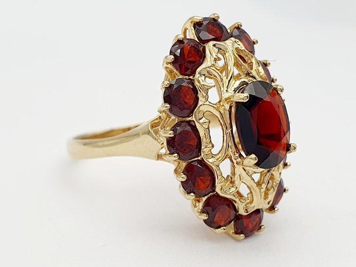 Ring - 18 karaat Geel goud Granaat, Handtassen en Accessoires, Ringen
