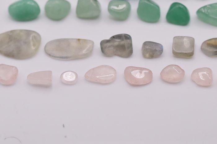 Prachtige natuurlijke petroliumkwarts, robijn, labradoriet,, Verzamelen, Mineralen en Fossielen