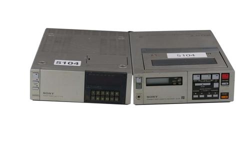 Sony SL-F1e & TT-F1e - Portable Betamax - PAL System, TV, Hi-fi & Vidéo, Lecteurs vidéo, Envoi