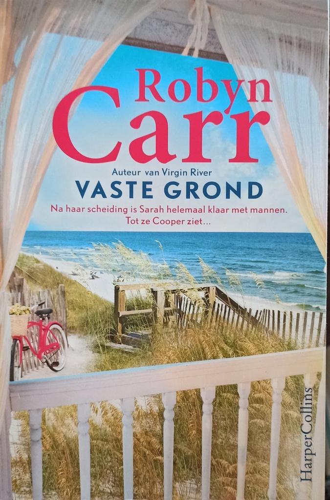 Vaste Grond 9783986980405 Robyn Carr, Boeken, Literatuur, Zo goed als nieuw, Verzenden