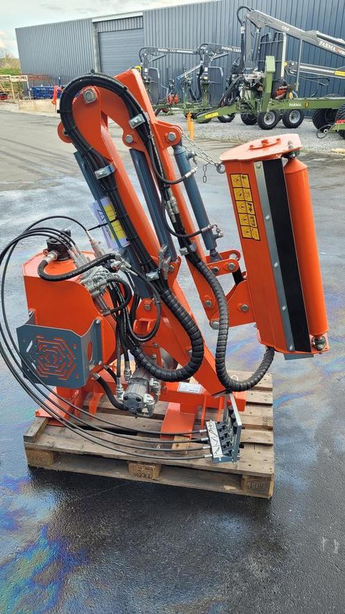 Bras débroussailleur VALY 300/350, Zakelijke goederen, Machines en Bouw | Tuin, Park en Bosbouw