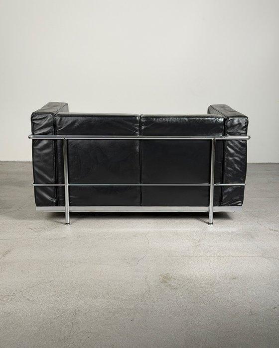 Le Corbusier, Pierre Jeanneret, Charlotte Perriand - Sofa -, Antiquités & Art, Art | Objets design
