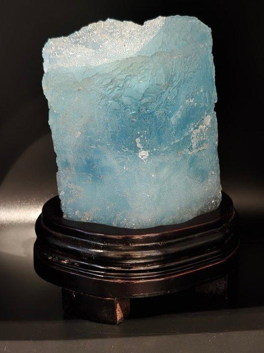 Zeldzame enorme aquamarijn Handgemaakte houten basis- 2507 g, Verzamelen, Mineralen en Fossielen