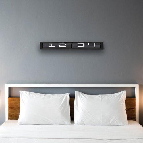 Horloge - Worlds longest Flip clock 24 uurs- Metal Case -, Antiek en Kunst, Kunst | Designobjecten