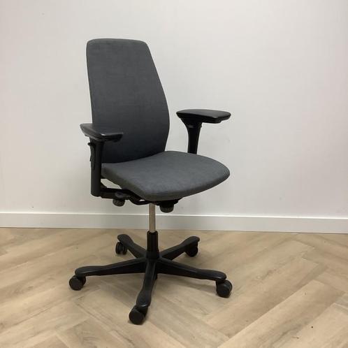 Tweedehands Kinnarps 5000 ergonomische bureaustoel, grijs -, Huis en Inrichting, Bureaustoelen, Bureaustoel, Grijs, Gebruikt, Ergonomisch
