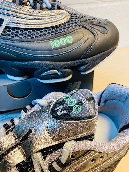 New Balance - 1000T Métallique Silver P42,5 - Sneakers -, Kleding | Heren, Schoenen