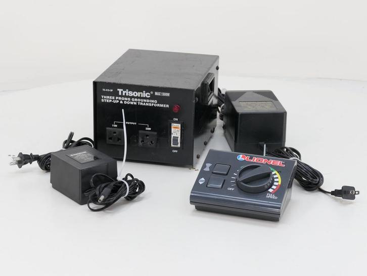 Transformator en regelaars set 2 #8452 (Analoge aansturing), Hobby en Vrije tijd, Modeltreinen | Overige schalen, Overige typen