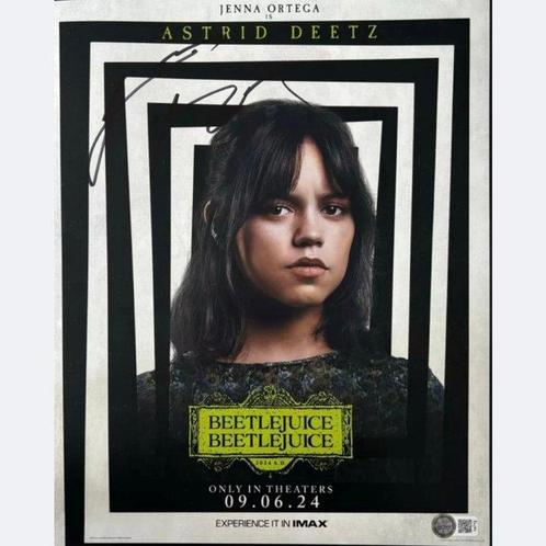 Beetlejuice - Signed by Jenna Ortega (Astrid), Verzamelen, Film en Tv