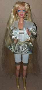 Mattel - Barbiepop 3 Barbies+Vêtements des années 90: