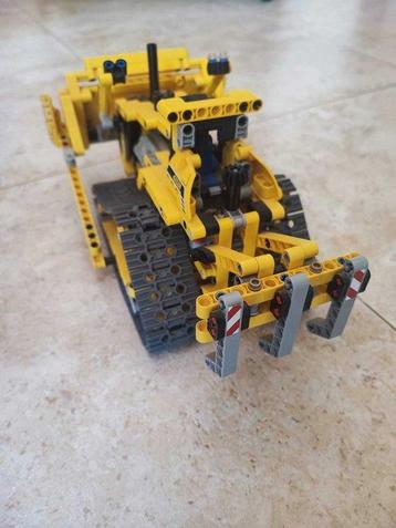 Lego Set - 42028 - Technic - Bulldozer