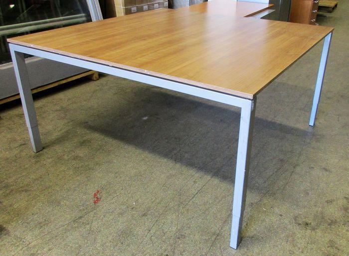 Tafel, Bureautafel 160cm, Zakelijke goederen, Kantoor en Winkelinrichting | Kantoormeubilair en Inrichting