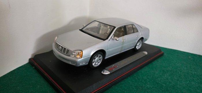 Maisto 1:18 - Modelauto - Cadillac DeVille DTS 2000, Hobby en Vrije tijd, Modelauto's | 1:5 tot 1:12