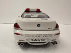 Kyosho 1:18 - Modelauto - BMW M6 Safety Car – MotoGP 2005, Hobby en Vrije tijd, Nieuw