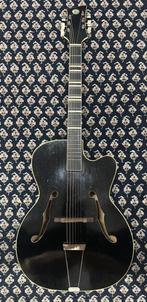 Astro - Archtop - - Elektrische gitaar - Duitsland - 1950, Muziek en Instrumenten, Snaarinstrumenten | Gitaren | Akoestisch, Nieuw