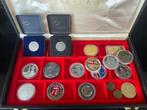 Wereld. Lot 2.5 Kg Munten en penningen (Zonder Minimumprijs), Postzegels en Munten
