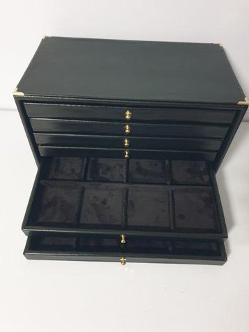 Accessoires. Black eco-leather coin cabinet for 48 places beschikbaar voor biedingen