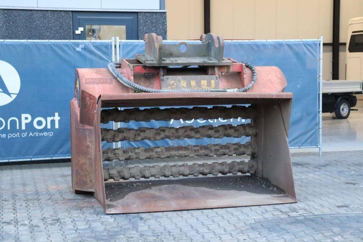 Veiling: Hydraulische Zeefbak ALLU DS4-23 2011, Articles professionnels, Machines & Construction | Pièces, Enlèvement