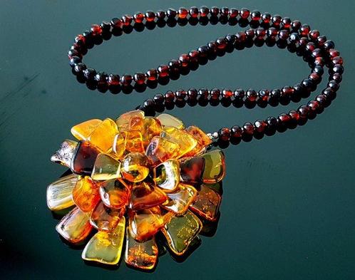 Amber Vintage natuurlijk Baltisch amber kettingsieraad -, Verzamelen, Mineralen en Fossielen
