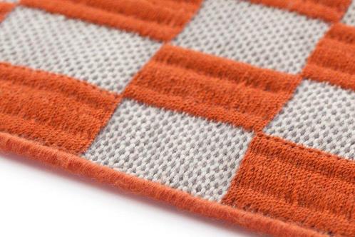 GAN Rugs - Patricia Urquiola - Pouf - Mélange de techniques, Antiek en Kunst, Kunst | Designobjecten