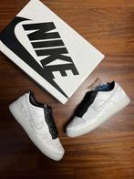 Nike - Sneakers - Maat: Shoes / EU 43, Kleding | Heren, Nieuw