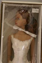 Brenda Starr - Pop Robert Tonner Essential BRENDA STARR