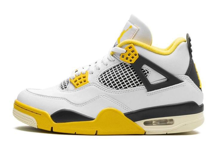 Air Jordan 4 Retro Vivid Sulfur - Maat 40 EU, Kleding | Heren, Schoenen, Ophalen of Verzenden