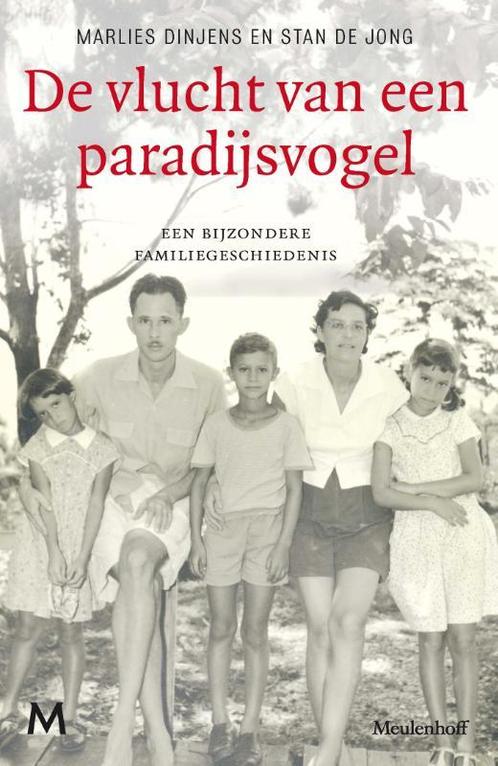 De vlucht van een paradijsvogel 9789029088695, Boeken, Literatuur, Gelezen, Verzenden