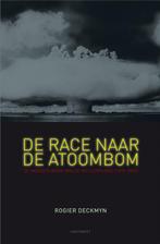 De race naar de atoombom 9789089241603 R. Deckmyn, Verzenden, Gelezen, R. Deckmyn