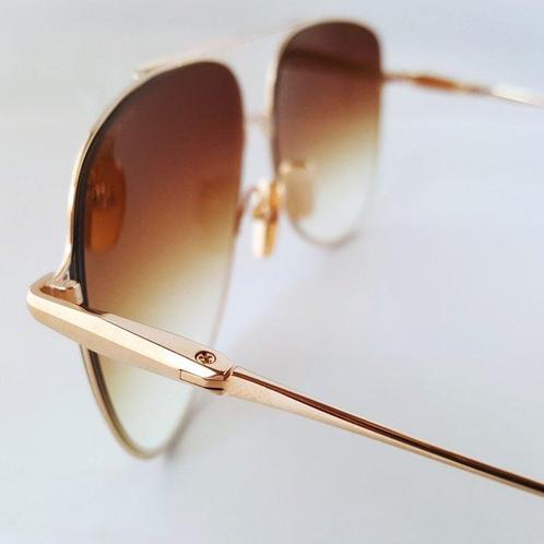 Dita - Moddict - Titanium - Aviator Gold - Premium - Hand, Handtassen en Accessoires, Zonnebrillen en Brillen | Dames