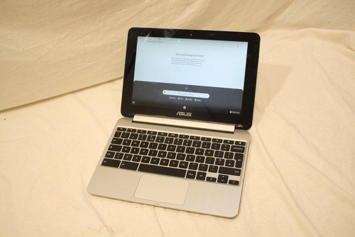 Sleek energy-efficient Chromebook: Asus Chromebook Flip, Consoles de jeu & Jeux vidéo, Consoles de jeu | Accessoires Autre