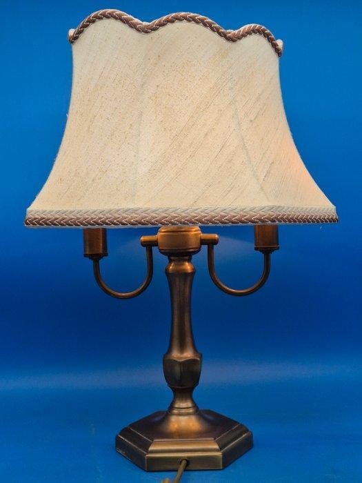 Tischlampe – Klassisches Modell aus Messing mit Stoffschirm, Antiek en Kunst, Curiosa en Brocante