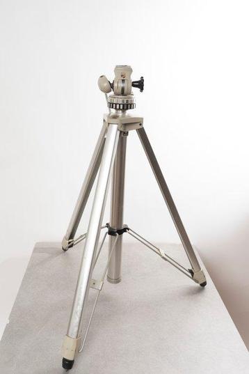 Linhof lightweight pro tripod P (with floating centerpost)