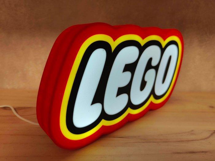 LEGO Custom Item - Lighted logo sign, Kinderen en Baby's, Speelgoed | Duplo en Lego