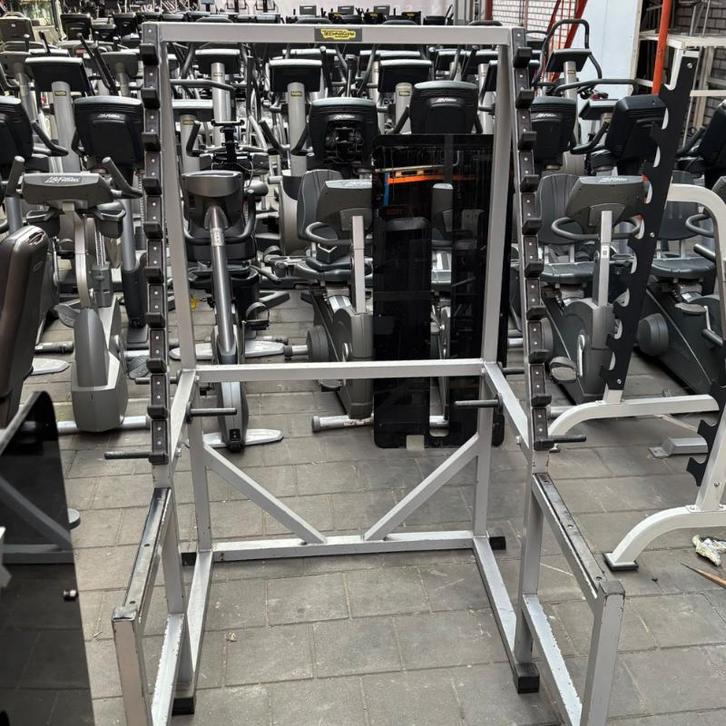 Technogym - Isotonic - Squat Rack, Sports & Fitness, Appareils de fitness, Enlèvement ou Envoi