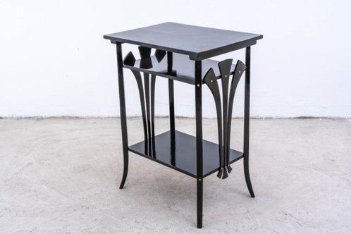 Thonet - Bijzettafel - Nr. 29 - Beuken, Antiek en Kunst, Kunst | Designobjecten