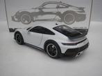 Minichamps 1:18 - Voiture miniature - Porsche 911 Dakar -, Hobby en Vrije tijd, Nieuw
