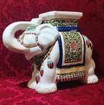 Centre de table - Céramique - Léléphant blanc, Antiek en Kunst