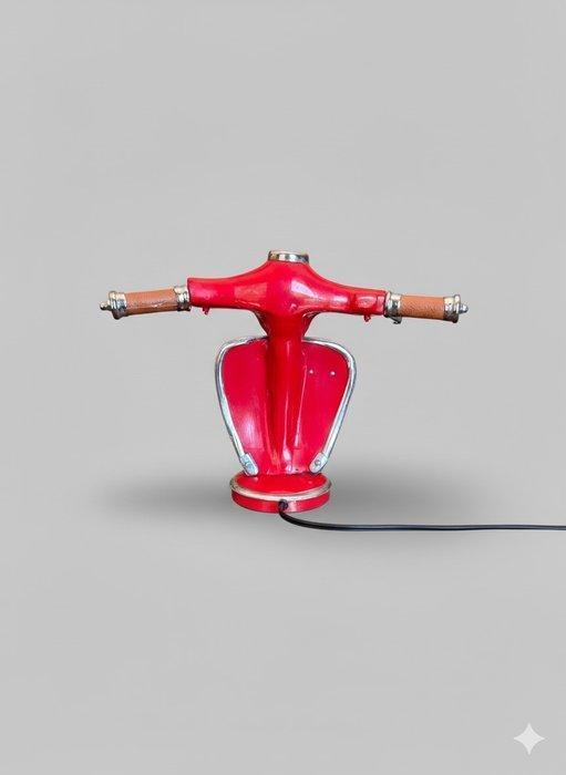 Vespa - Tafellamp - Uniek en bijzonder decoratiestuk -, Antiek en Kunst, Curiosa en Brocante