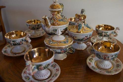 Capidomonte - Service à thé - Porcelaine, Antiek en Kunst, Antiek | Meubels | Tafels