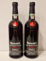 1982 Taylors - Late Bottled Vintage Port - Gebotteld in, Verzamelen, Wijnen, Nieuw