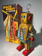 MS China - Speelgoed robot - Space Robot With Key Wound, Antiek en Kunst