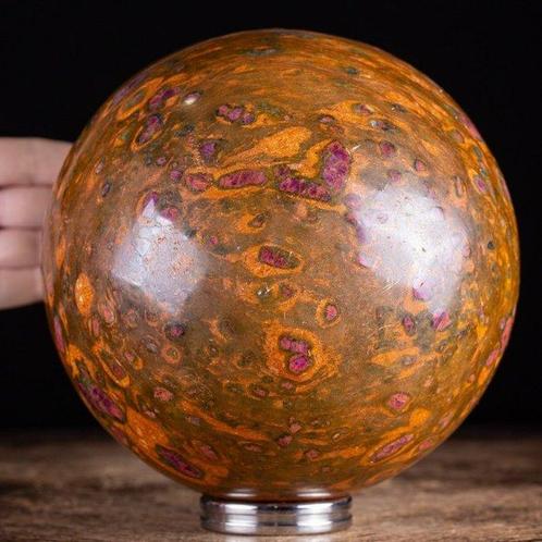 Grande sphère de rubis-fuchsite - Extrêmement rare - Riche, Verzamelen, Dierenverzamelingen